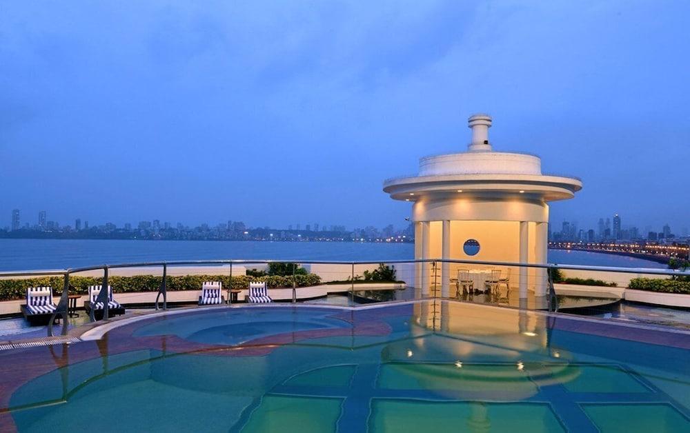 Hotel Marine Plaza Mumbai Exterior photo
